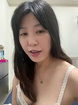 vivi131927 online show from 18, 5, 2026