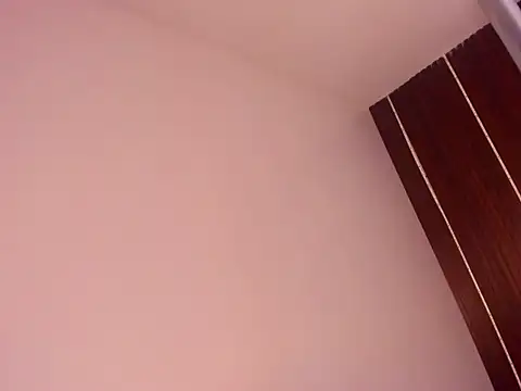Snapshot of brunne_eva chatting on 4, 7, 2026 brunne eva online show from 4, 7, 2026