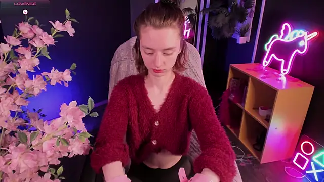 Pretty Victoria online show from 26, 4, 2026