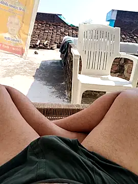 Desii rockstarr online show from 28, 3, 2026