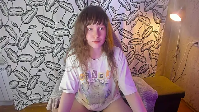 NikiCozy online show from 8, 6, 2026