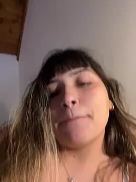 miicbebita online show from 10, 6, 2026