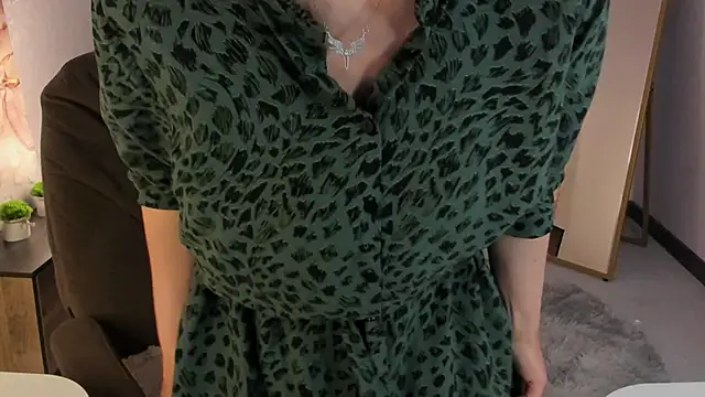 LeticiaRomano online show from 12, 6, 2026