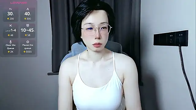 Snapshot of lin_lin_520_520 chatting on 5, 6, 2026 lin lin 520 520 online show from 5, 6, 2026