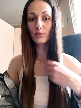 Snapshot of LunaCrystall chatting on 23, 4, 2026 LunaCrystall online show from 23, 4, 2026