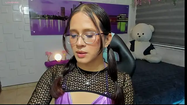 Snapshot of valentinna_sexy_ chatting on 12, 6, 2026 valentinna sexy online show from 12, 6, 2026