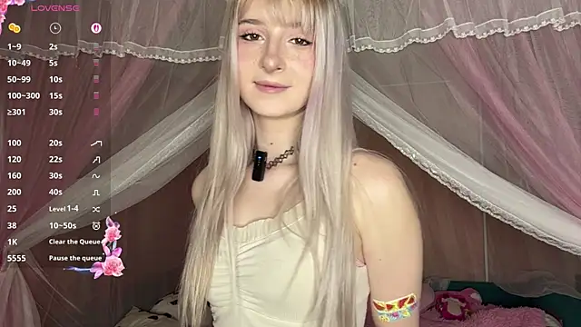 OnlyEva1 online show from 19, 4, 2026