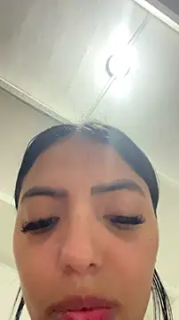 sylphiee  online show from 5, 4, 2026