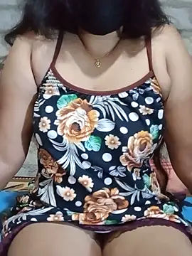 Snapshot of SLNISHU chatting on 13, 6, 2026 SLNISHU online show from 13, 6, 2026