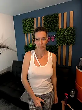 EvaliXiouss online show from 16, 3, 2026