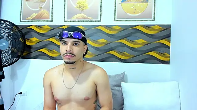 Leon Hotx online show from 17, 4, 2026