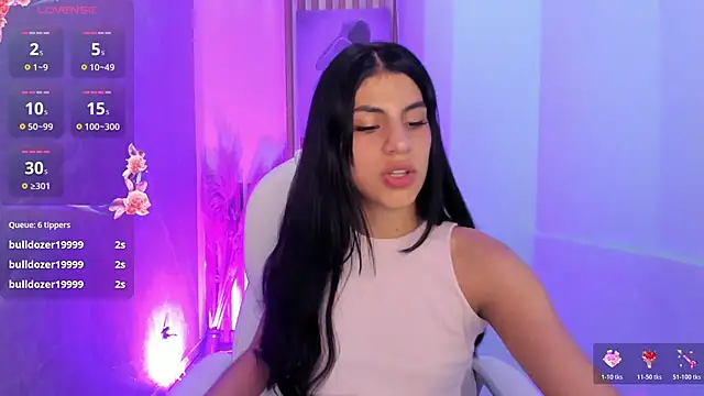 AlanahStewart online show from 26, 4, 2026