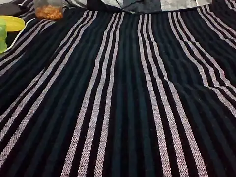 desilund0230 online show from 16, 4, 2026