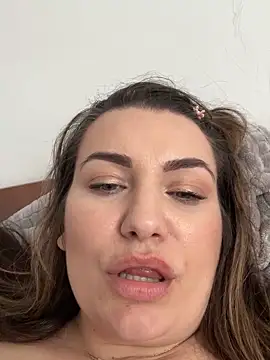 SweetCurvess online show from 18, 4, 2026