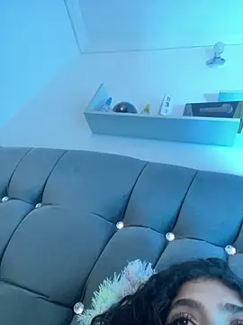 LINDA EF online show from 28, 4, 2026