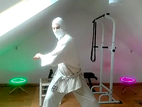 NinjaLaser online show from 16, 5, 2026