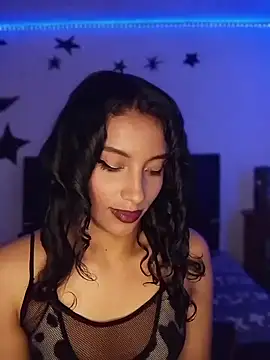 Snapshot of KattyBerryX chatting on 10, 7, 2026 KattyBerryX online show from 10, 7, 2026