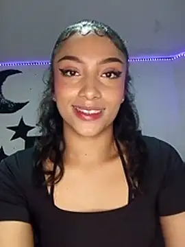 Snapshot of KattyBerryX chatting on 19, 7, 2026 KattyBerryX online show from 19, 7, 2026