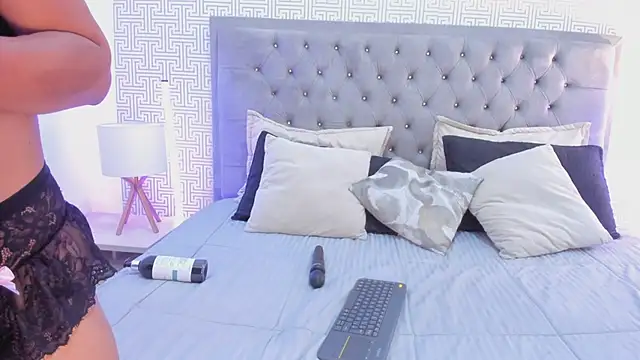 Alexa Wiild online show from 23, 4, 2026