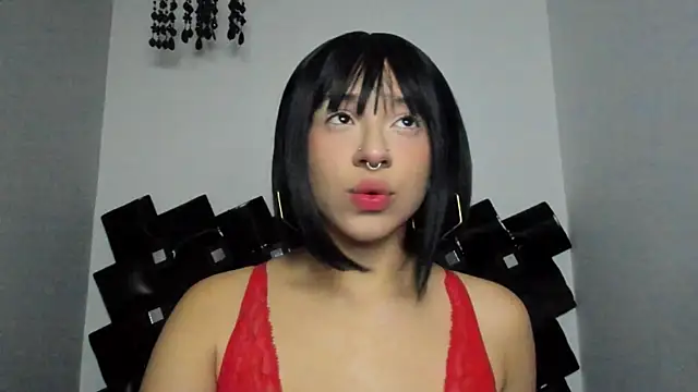 Amarantha rosse online show from 31, 3, 2026