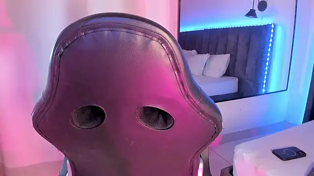 selena  smith1 online show from 26, 3, 2026