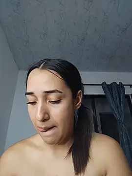 Snapshot of isabellaHill2 chatting on 14, 5, 2026 isabellaHill2 online show from 14, 5, 2026