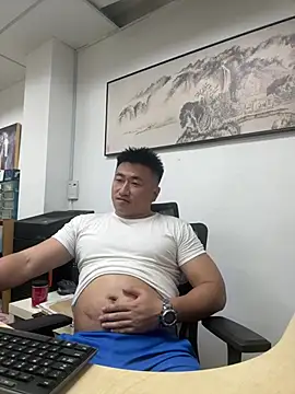 Snapshot of Cunzhangshibage02 chatting on 12, 7, 2026 Cunzhangshibage02 online show from 12, 7, 2026