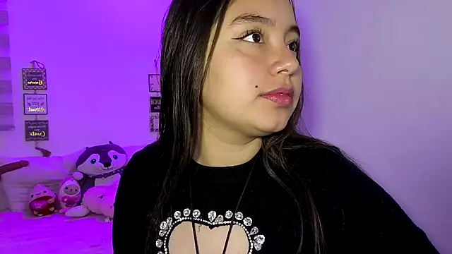 Snapshot of cherry_valeria chatting on 17, 7, 2026 cherry valeria online show from 17, 7, 2026