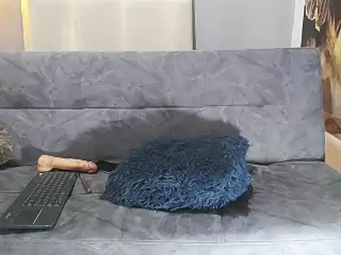 Snapshot of issi_belle__ chatting on 27, 3, 2026 issi belle online show from 27, 3, 2026