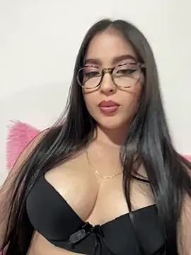 Snapshot of angel_sweet_v chatting on 10, 4, 2026 angel sweet v online show from 10, 4, 2026