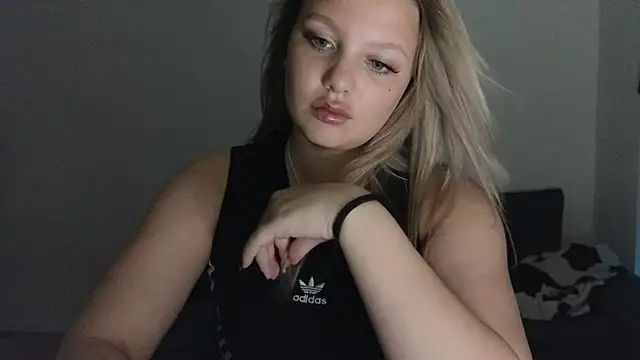 Snapshot of bettyloveu chatting on 28, 7, 2026 bettyloveu online show from 28, 7, 2026