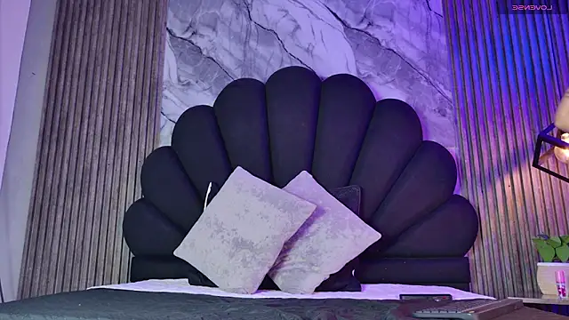  charlotte quee  online show from 25, 3, 2026