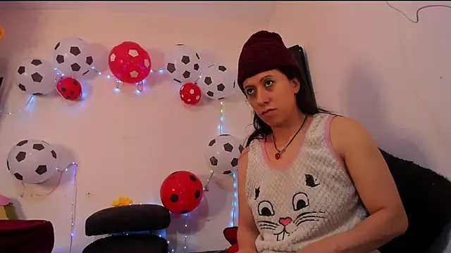 ItsAmara online show from 4, 7, 2026