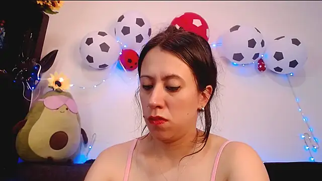 ItsAmara online show from 28, 7, 2026