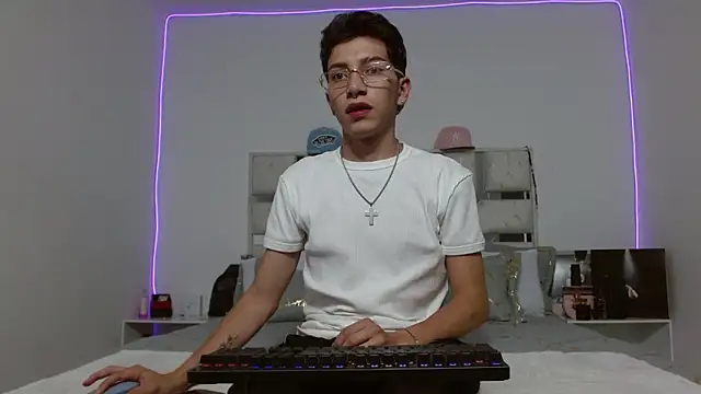 tiam muller fenix online show from 16, 4, 2026