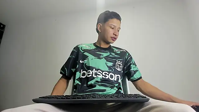 thiago bigcock 1 online show from 29, 5, 2026