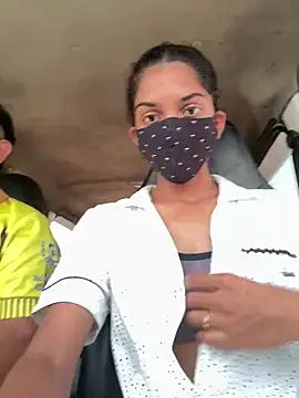 Miss  Manisha online show from 9, 4, 2026