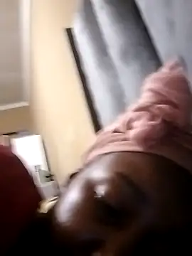 Prettylicou online show from 28, 3, 2026