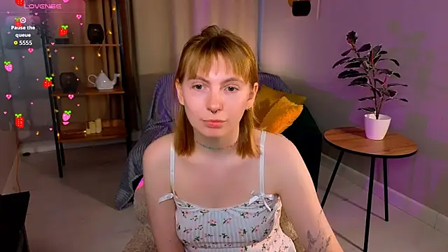 susie miu online show from 22, 3, 2026