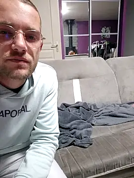 Snapshot of Madame-Monsieur-X chatting on 13, 3, 2026 Madame-Monsieur-X online show from 13, 3, 2026