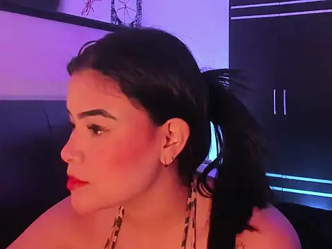 Snapshot of veronicabrown_xxx chatting on 5, 7, 2026 veronicabrown xxx online show from 5, 7, 2026
