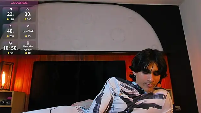 Snapshot of Cheys_Mast chatting on 17, 6, 2026 Cheys Mast online show from 17, 6, 2026