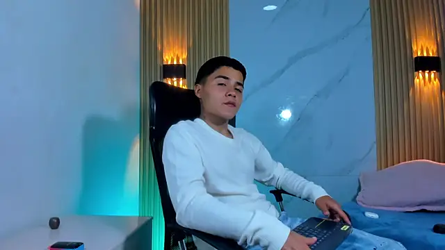 Liam Dustin online show from 25, 4, 2026