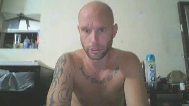 Snapshot of CaptCraker chatting on 26, 3, 2026 CaptCraker online show from 26, 3, 2026