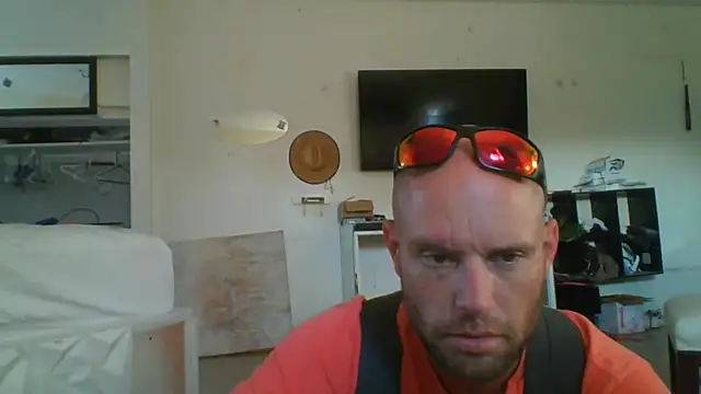 Snapshot of CaptCraker chatting on 26, 3, 2026 CaptCraker online show from 26, 3, 2026