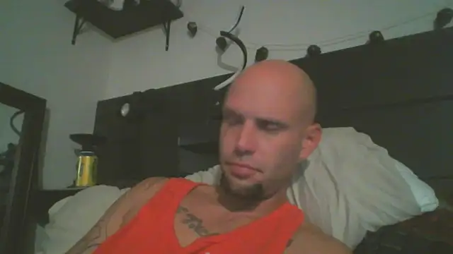 Snapshot of CaptCraker chatting on 11, 4, 2026 CaptCraker online show from 11, 4, 2026