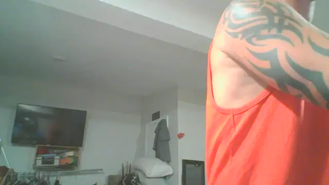 Snapshot of CaptCraker chatting on 16, 5, 2026 CaptCraker online show from 16, 5, 2026