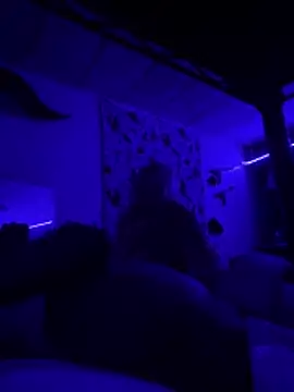 Snapshot of AligningWalking chatting on 5, 4, 2026 AligningWalking online show from 5, 4, 2026