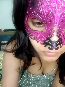 Hottymahi7 online show from 19, 4, 2026