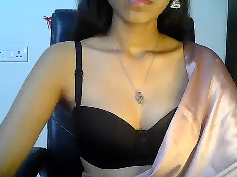 Snapshot of Hot_Deepansi02 chatting on 10, 7, 2026 Hot Deepansi02 online show from 10, 7, 2026